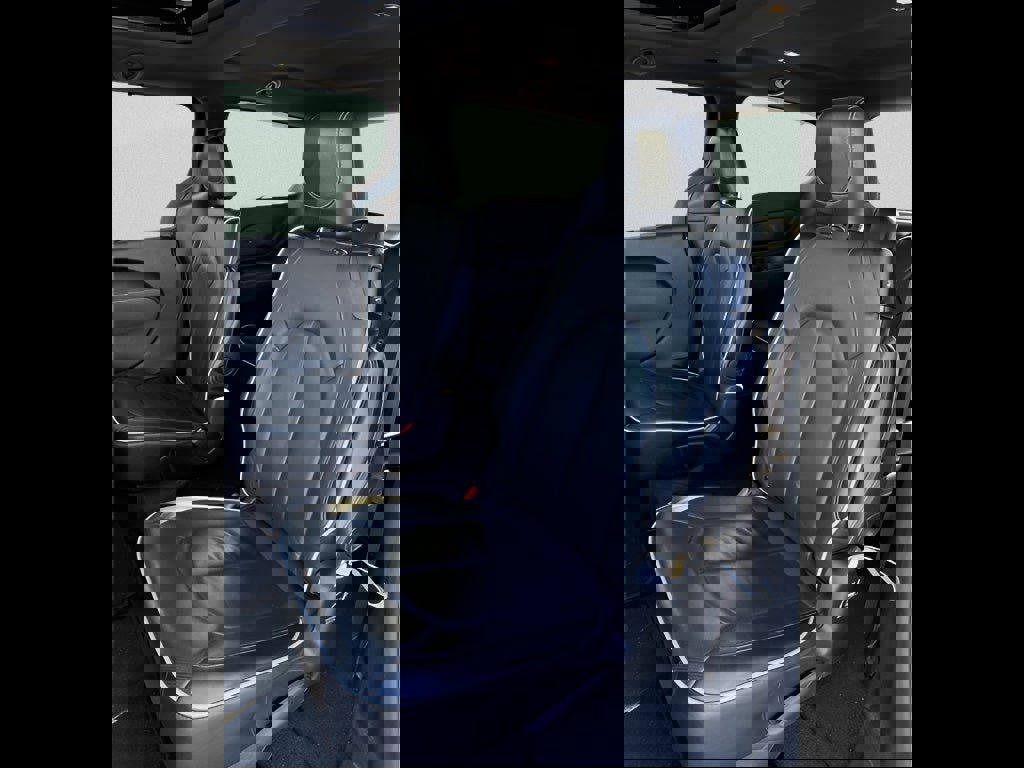 Used 2025 Chrysler Pacifica Limited image 10
