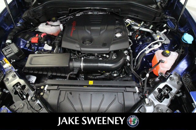 Used 2022 Alfa Romeo Stelvio Sprint image 24