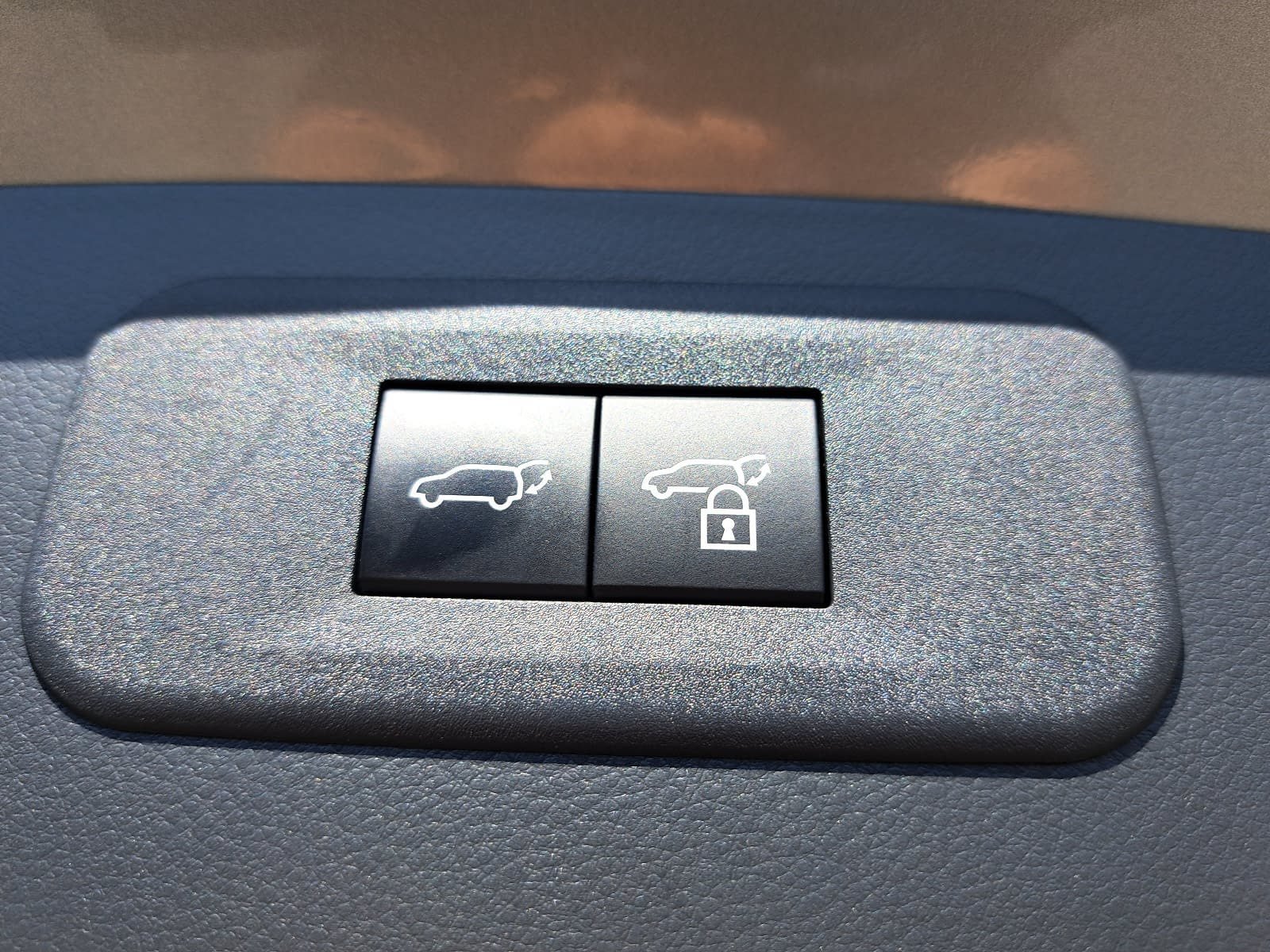 Used 2026 Lexus NX 350h AWD w/ Accessory Package (2T) image 15