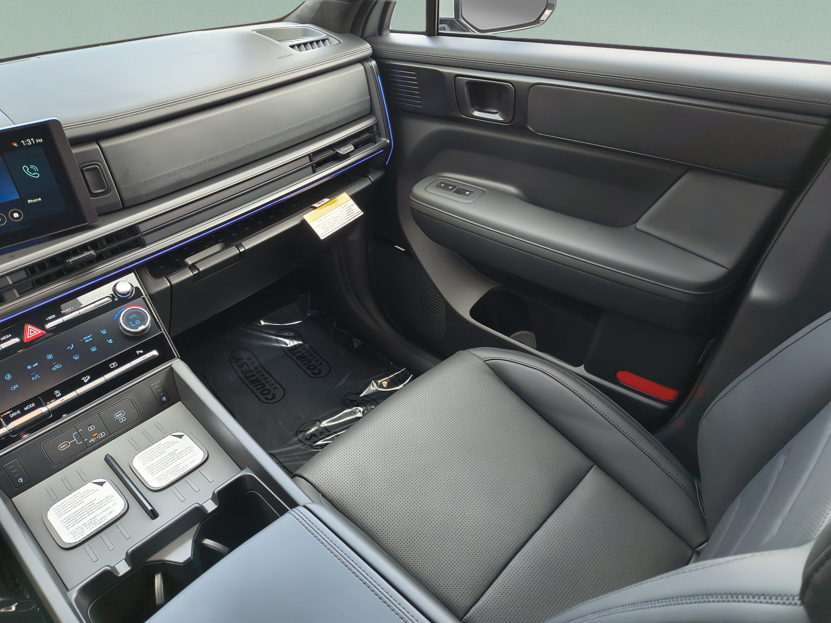 New 2027 Hyundai Santa Fe Calligraphy FWD image 12