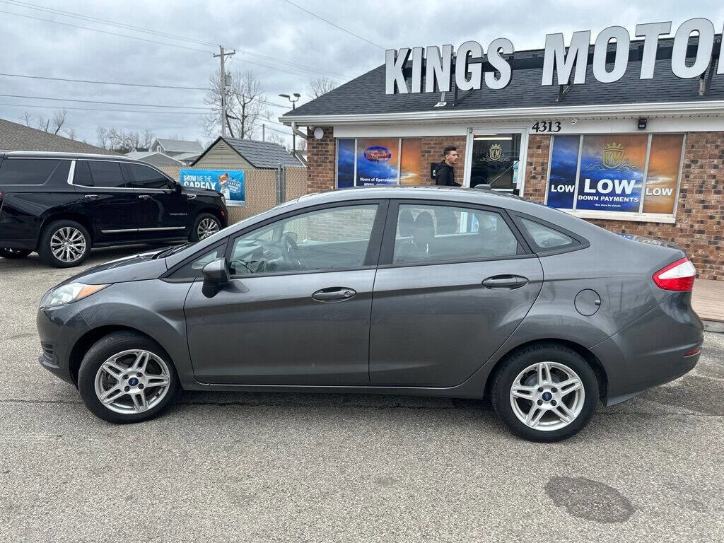 Used 2018 Ford Fiesta SE image 2