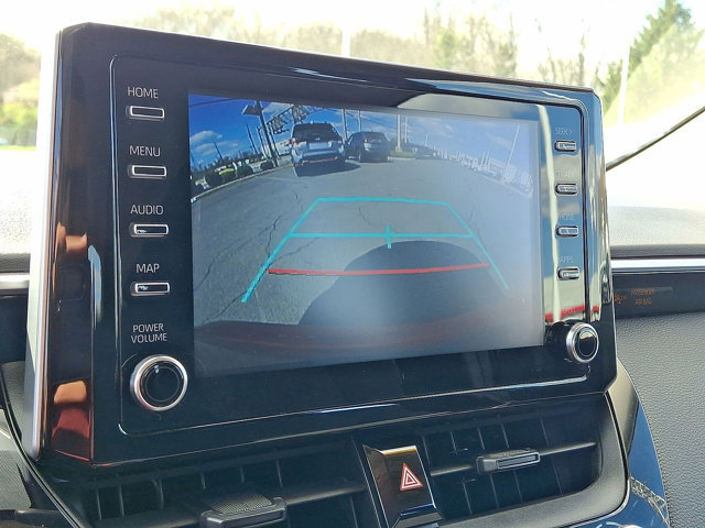 Used 2020 Toyota Corolla LE image 16