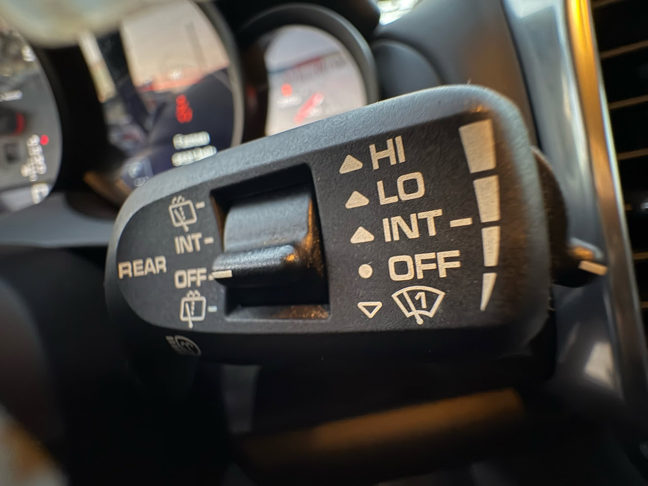 Used 2013 Porsche Cayenne S image 16