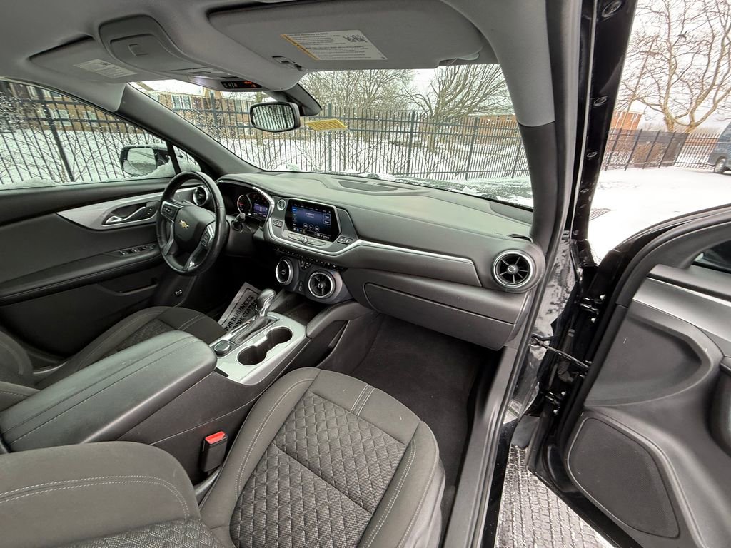 Used 2020 Chevrolet Blazer LT w/ Redline Edition image 18