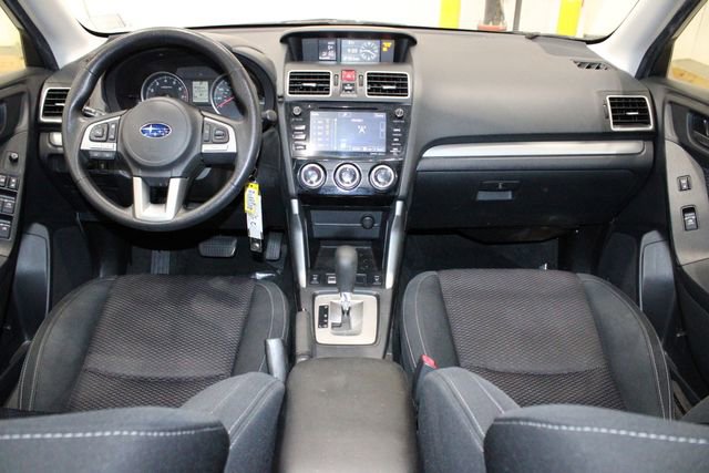 Used 2018 Subaru Forester 2.5i Premium w/ All-Weather Package AWD/4WD image 30
