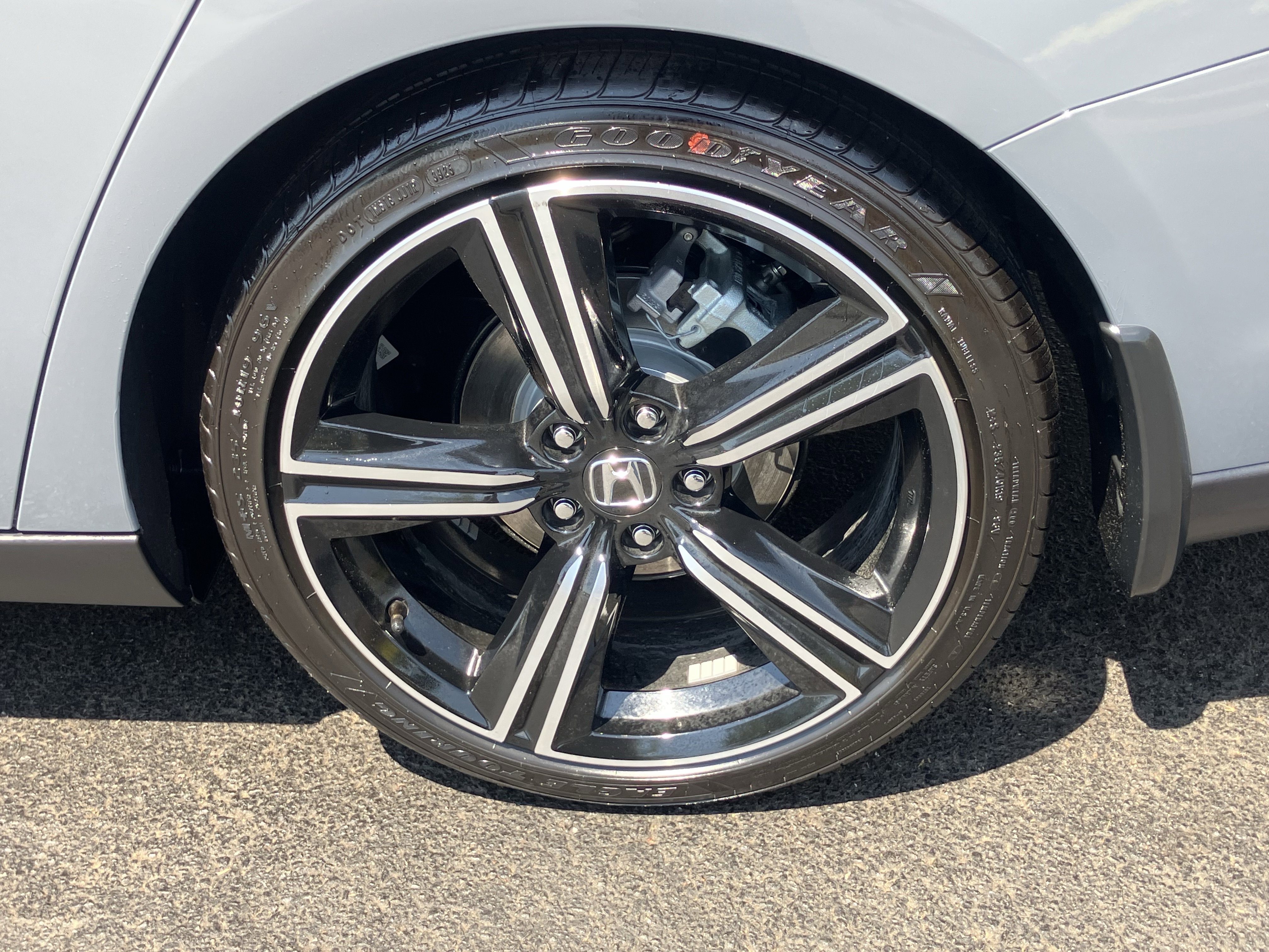 Used 2025 Honda Accord Sport image 14