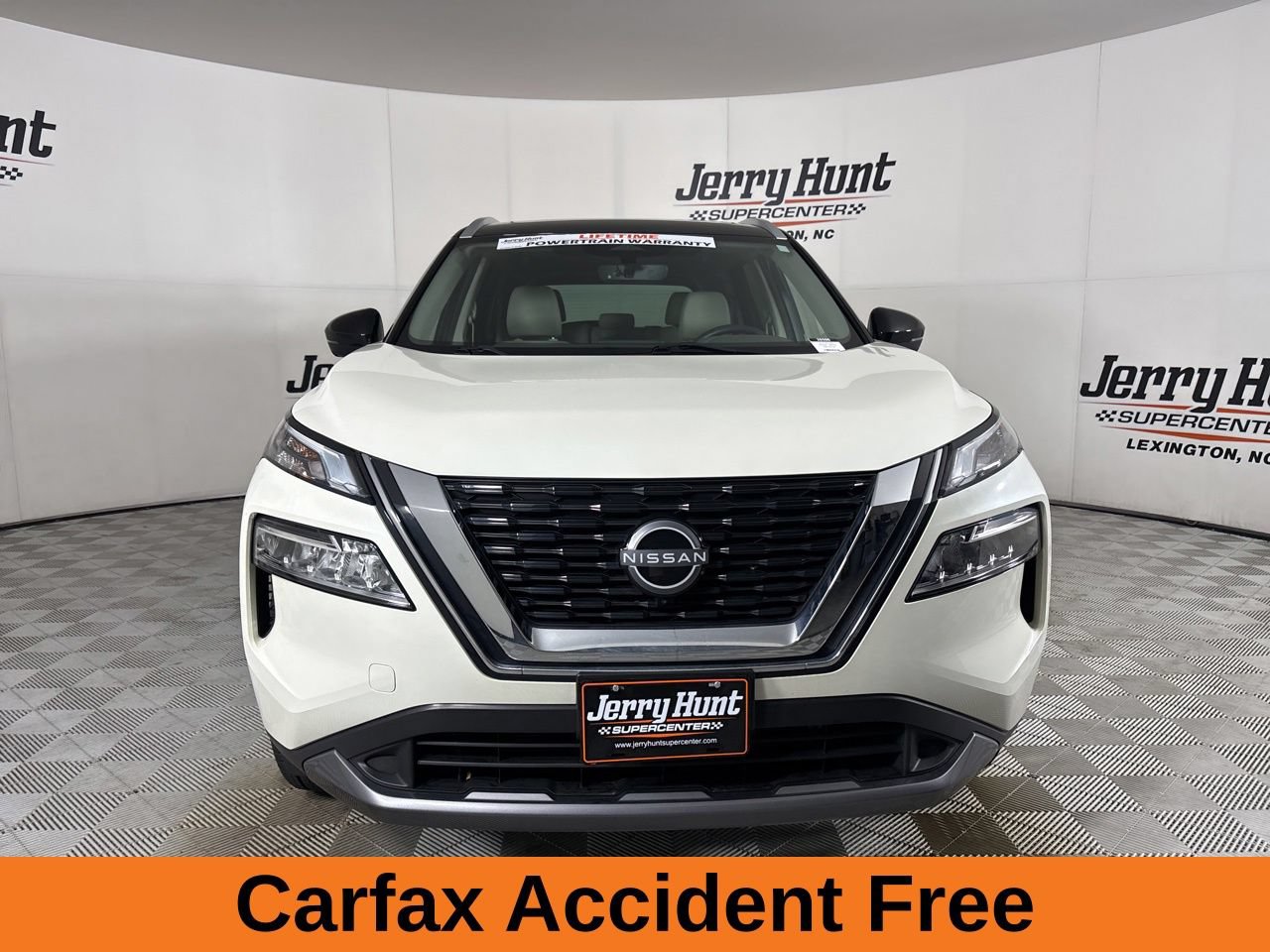 Used 2023 Nissan Rogue SL AWD/4WD image 3