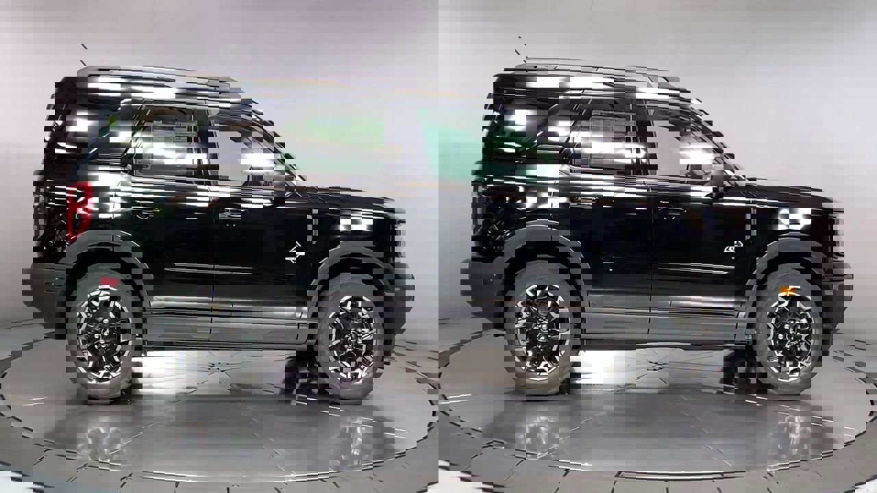 New 2025 Ford Bronco Sport Outer Banks w/ Outer Banks Tech Package+ image 9