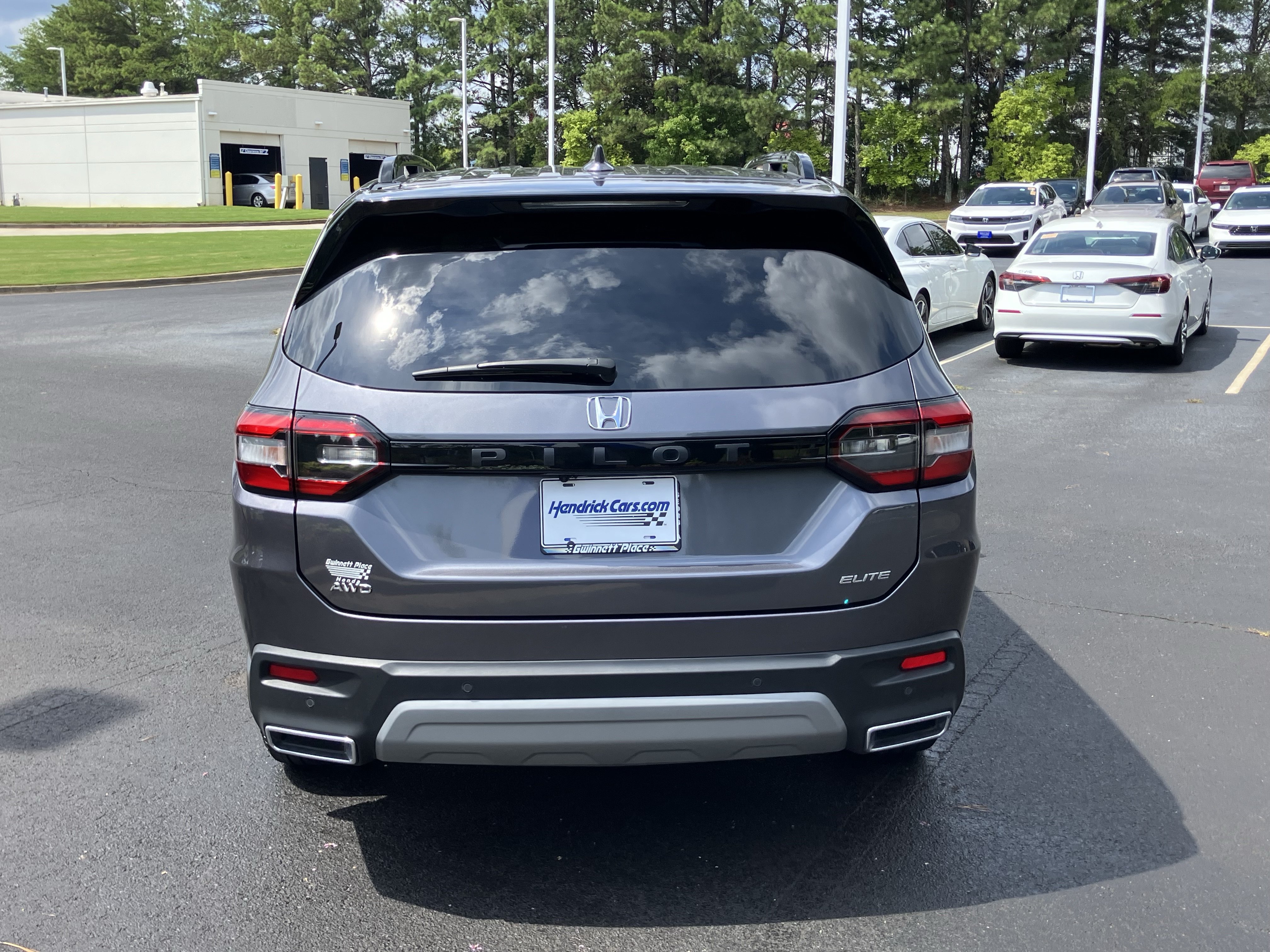 Certified 2025 Honda Pilot Elite image 9