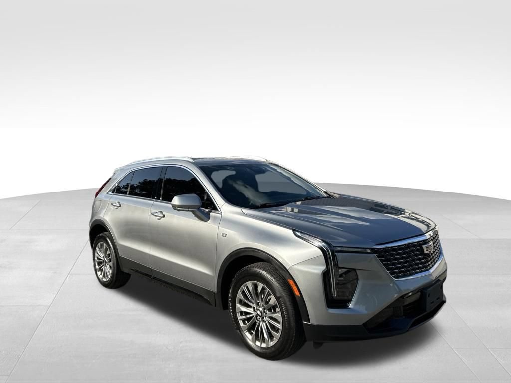 Used 2025 Cadillac XT4 Premium Luxury AWD/4WD image 8