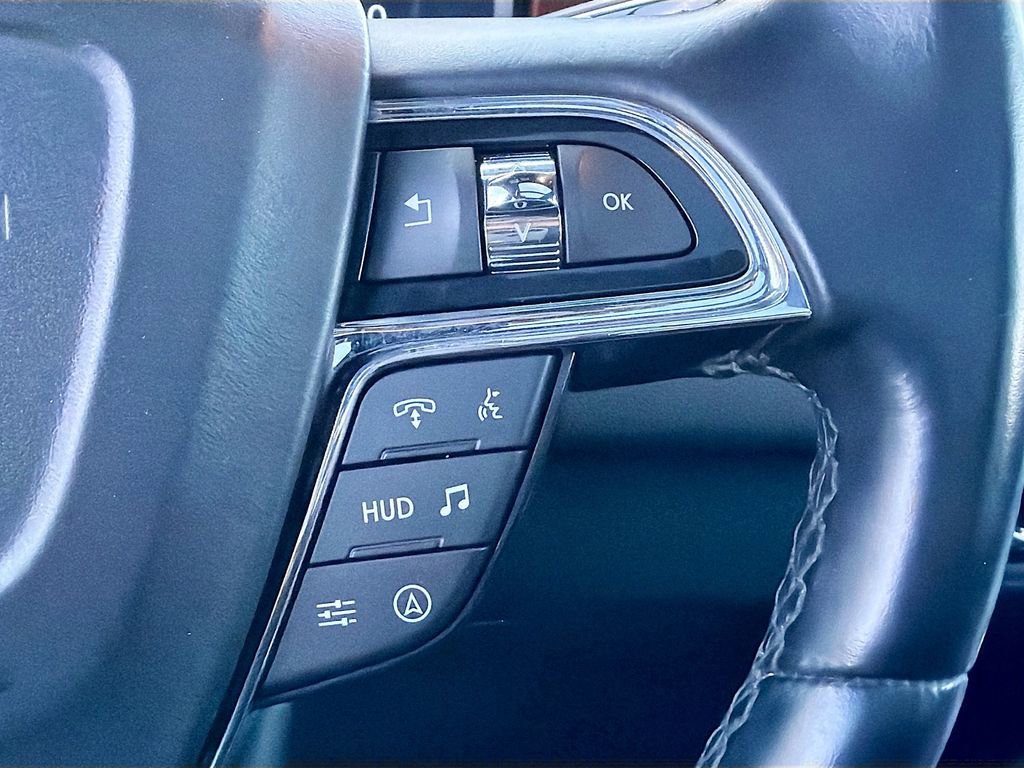 Used 2023 Lincoln Navigator Reserve image 44