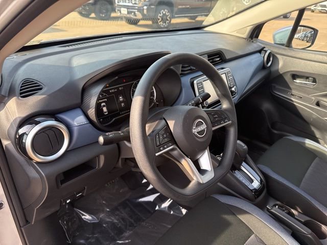 Used 2025 Nissan Versa SV image 14