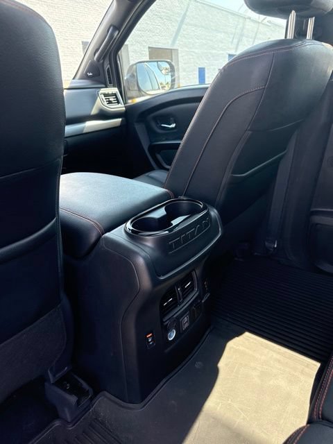 Used 2024 Nissan Titan PRO-4X w/ Pro-4x Convenience Package AWD/4WD image 28
