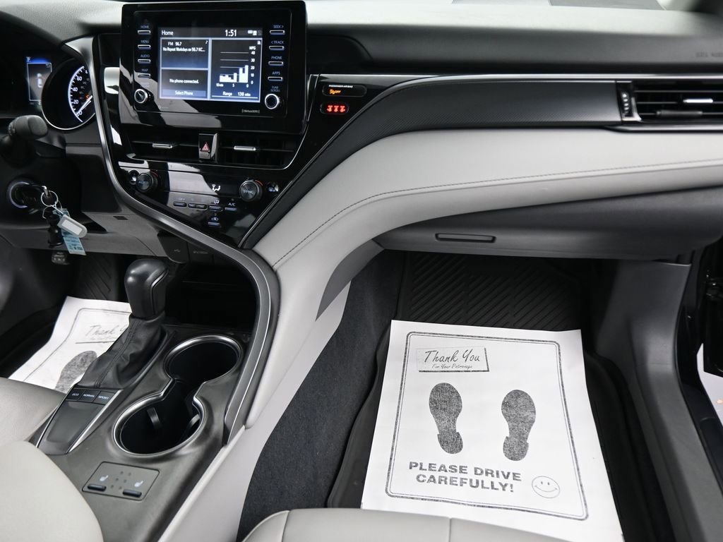 Used 2024 Toyota Camry SE w/ Cold Weather Package image 43