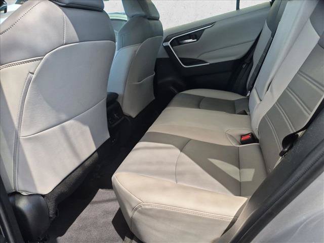 Used 2022 Toyota RAV4 XLE Premium AWD/4WD image 19