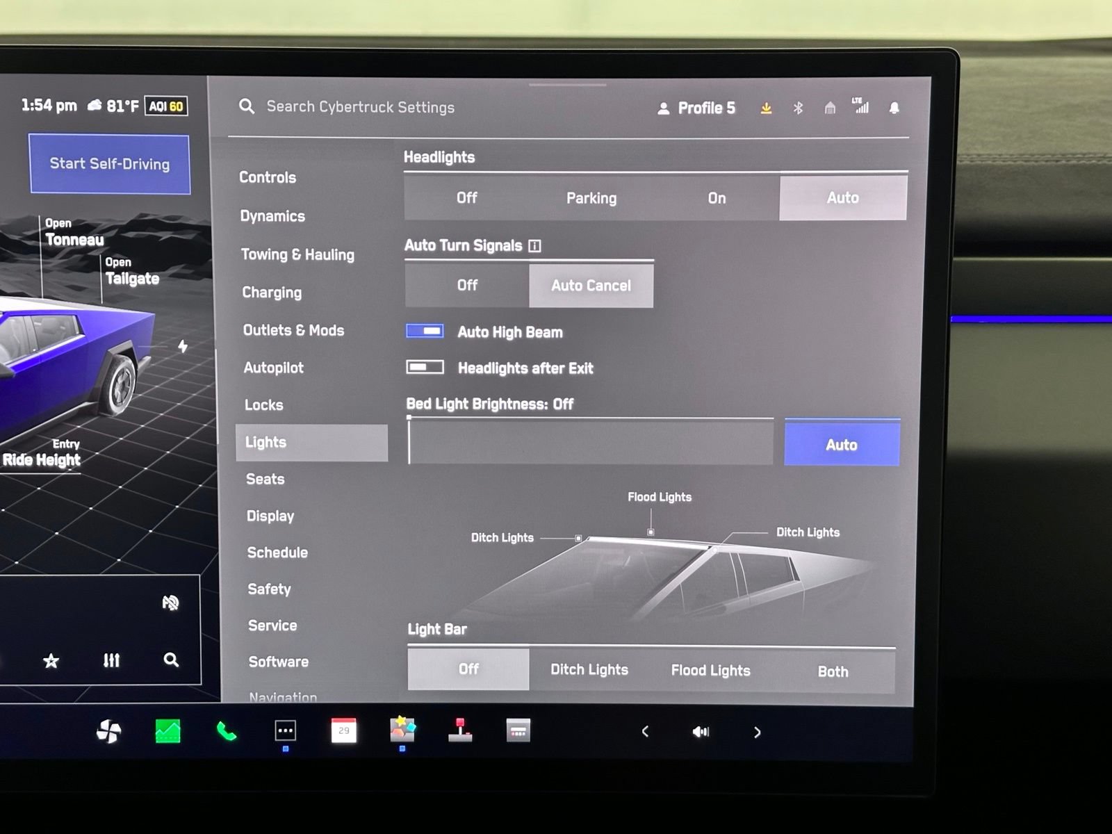 Used 2024 Tesla Cybertruck Cyberbeast AWD/4WD image 28