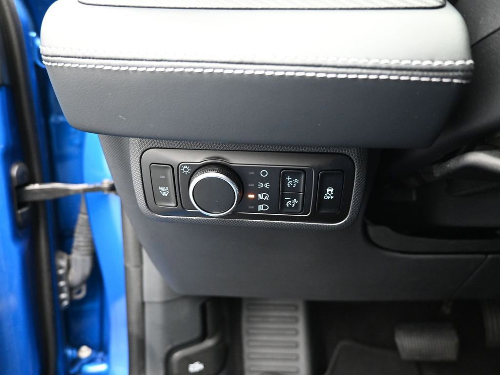 Used 2025 Ford Mustang Mach-E Select w/ Comfort Package Lite image 13