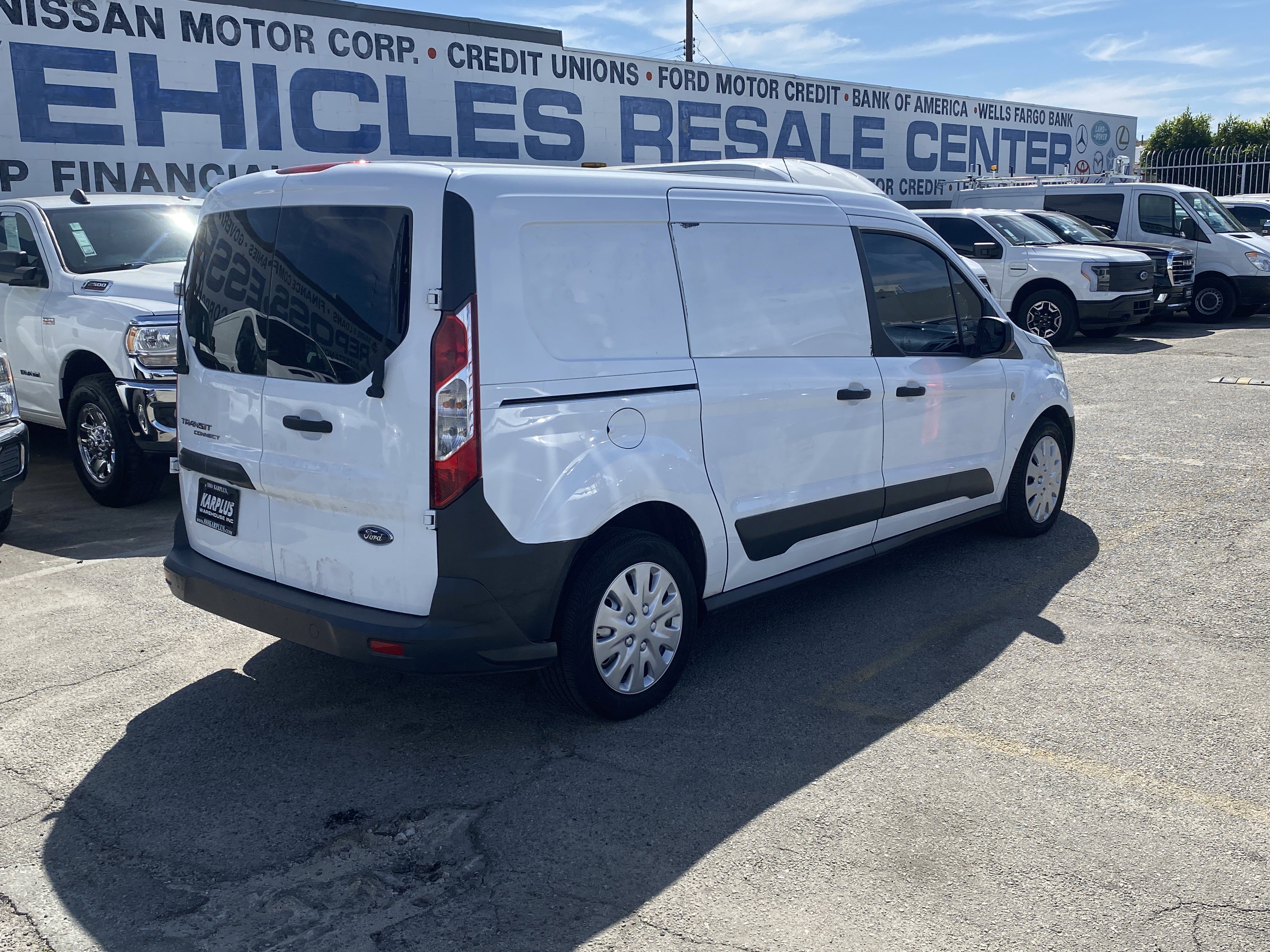 Used 2017 Ford Transit Connect XL image 7
