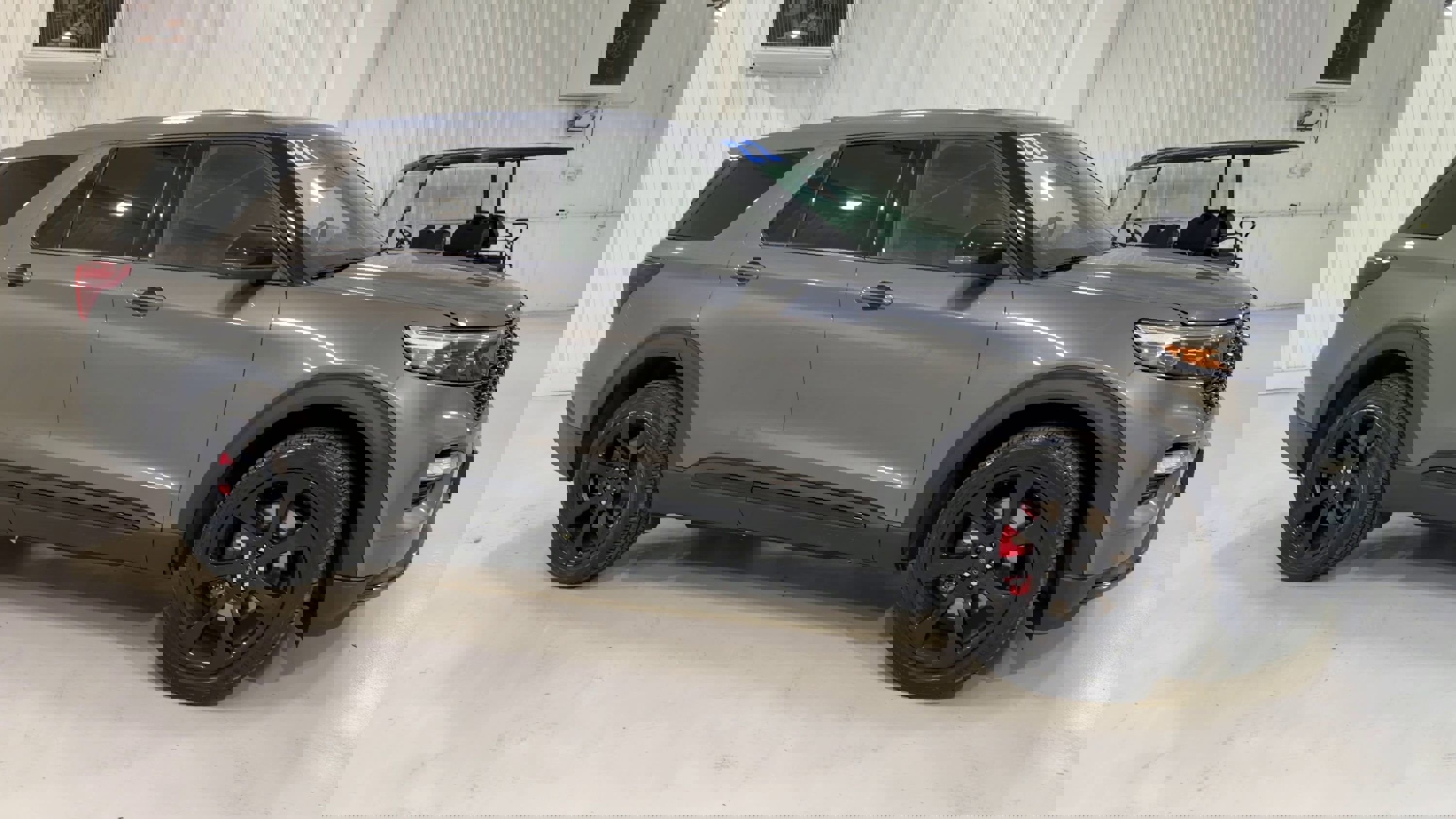 Used 2022 Ford Explorer ST w/ Equipment Group 401A image 3