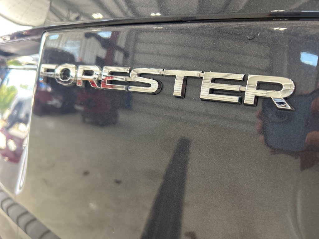 Used 2015 Subaru Forester 2.5i Limited w/ Protection Package #2 image 10