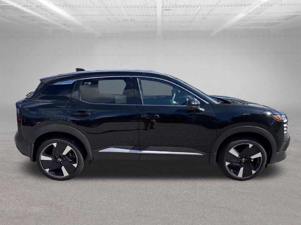 Certified 2025 Nissan Kicks SR AWD/4WD image 7