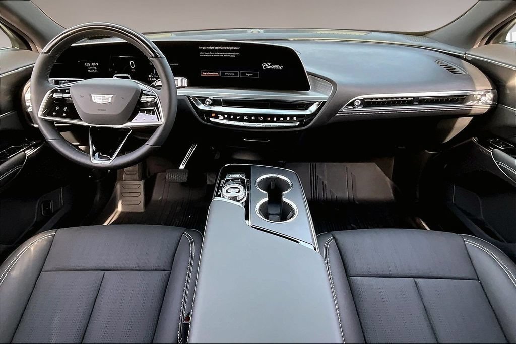 New 2026 Cadillac Lyriq Luxury w/ LPO, Floor Liner Package AWD/4WD image 5
