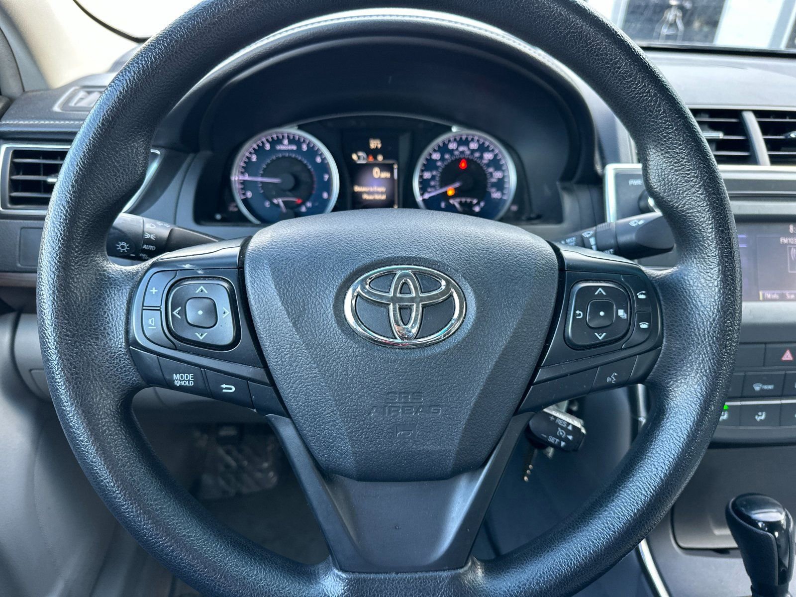 Used 2016 Toyota Camry LE FWD image 21