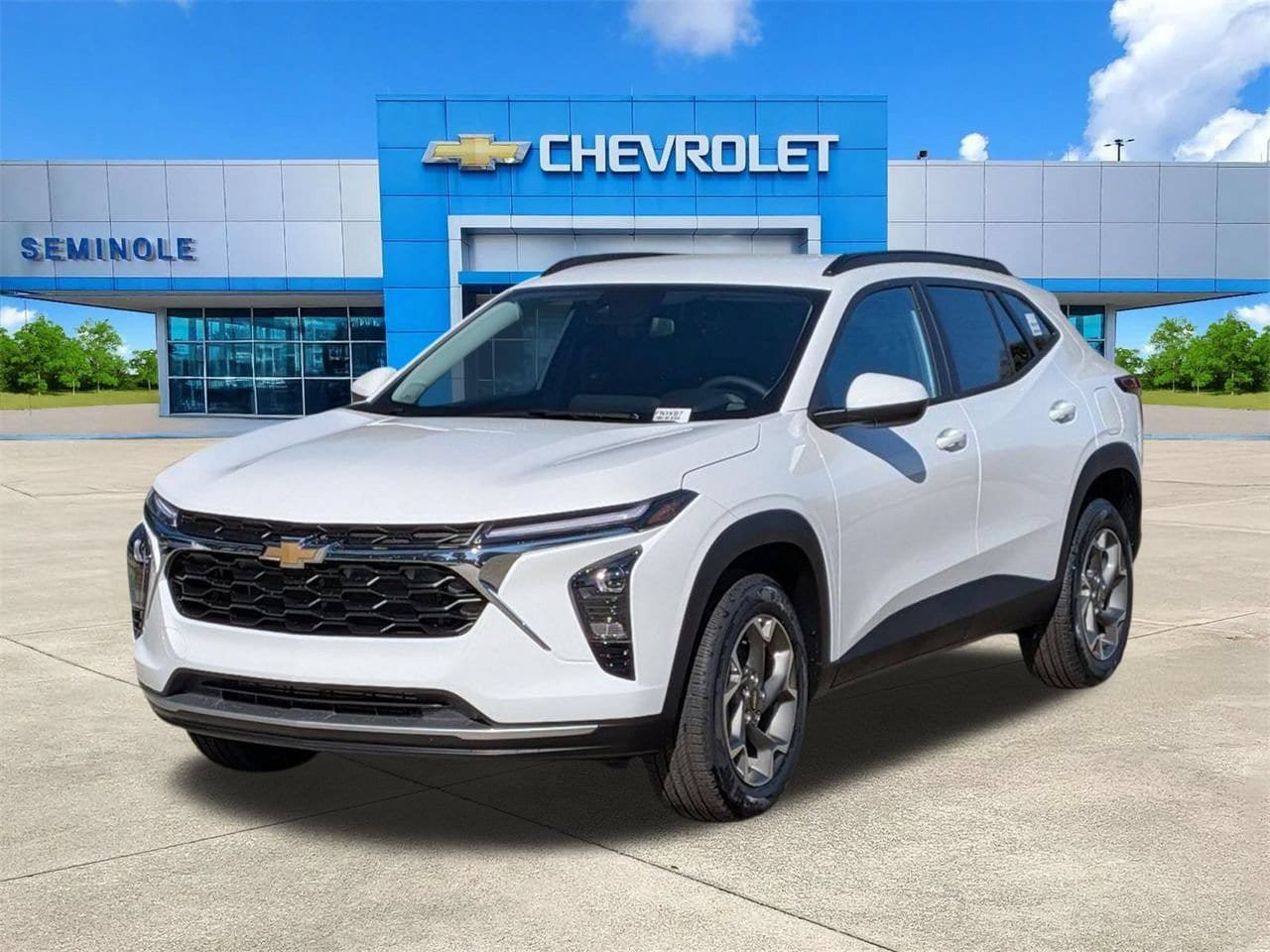 New 2026 Chevrolet Trax LT w/ Driver Confidence Package FWD image 2