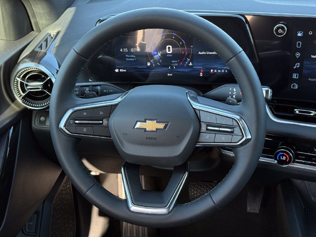 New 2027 Chevrolet Equinox LT w/ Convenience Package II FWD image 12