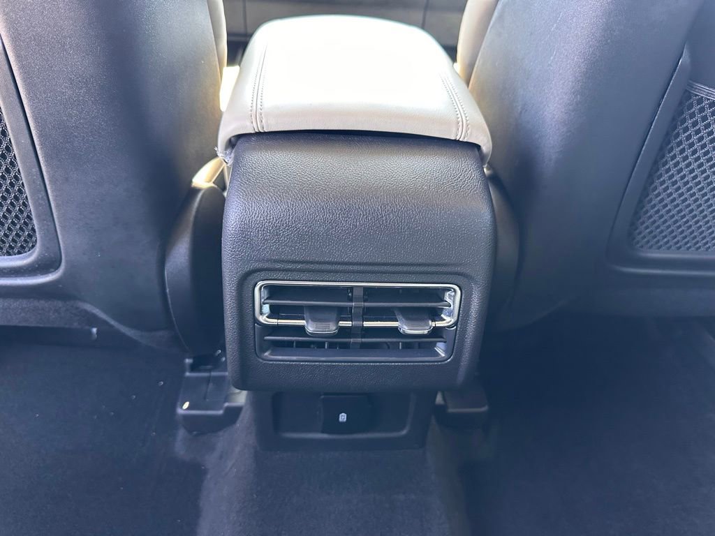 Used 2025 Lincoln Corsair FWD image 26