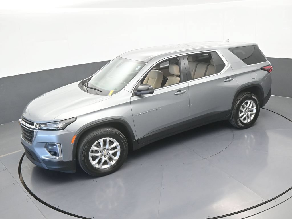 Used 2023 Chevrolet Traverse LS FWD image 43