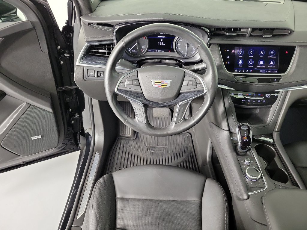 Used 2023 Cadillac XT5 Premium Luxury w/ Technology Package FWD image 17