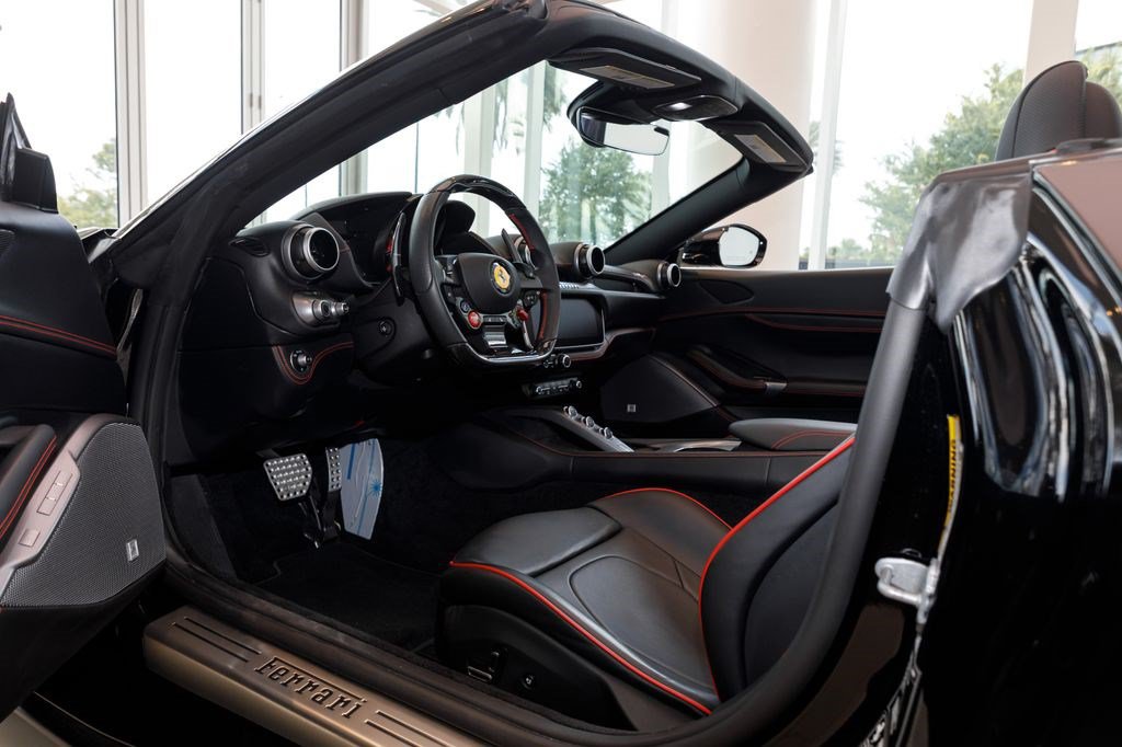 Used 2023 Ferrari Portofino M RWD image 24