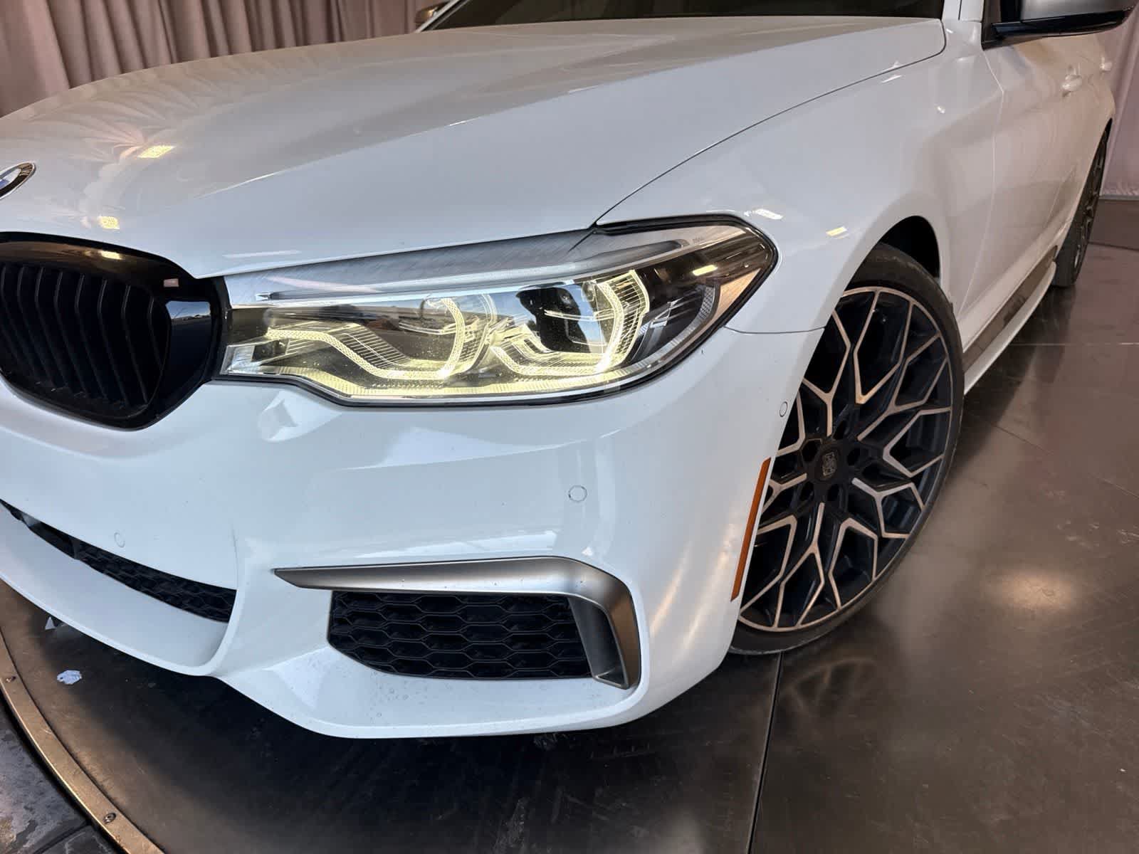 Used 2019 BMW M550i xDrive AWD/4WD image 9