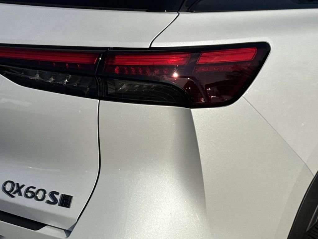 New 2026 INFINITI QX60 Sport w/ Dark Cargo Package image 29