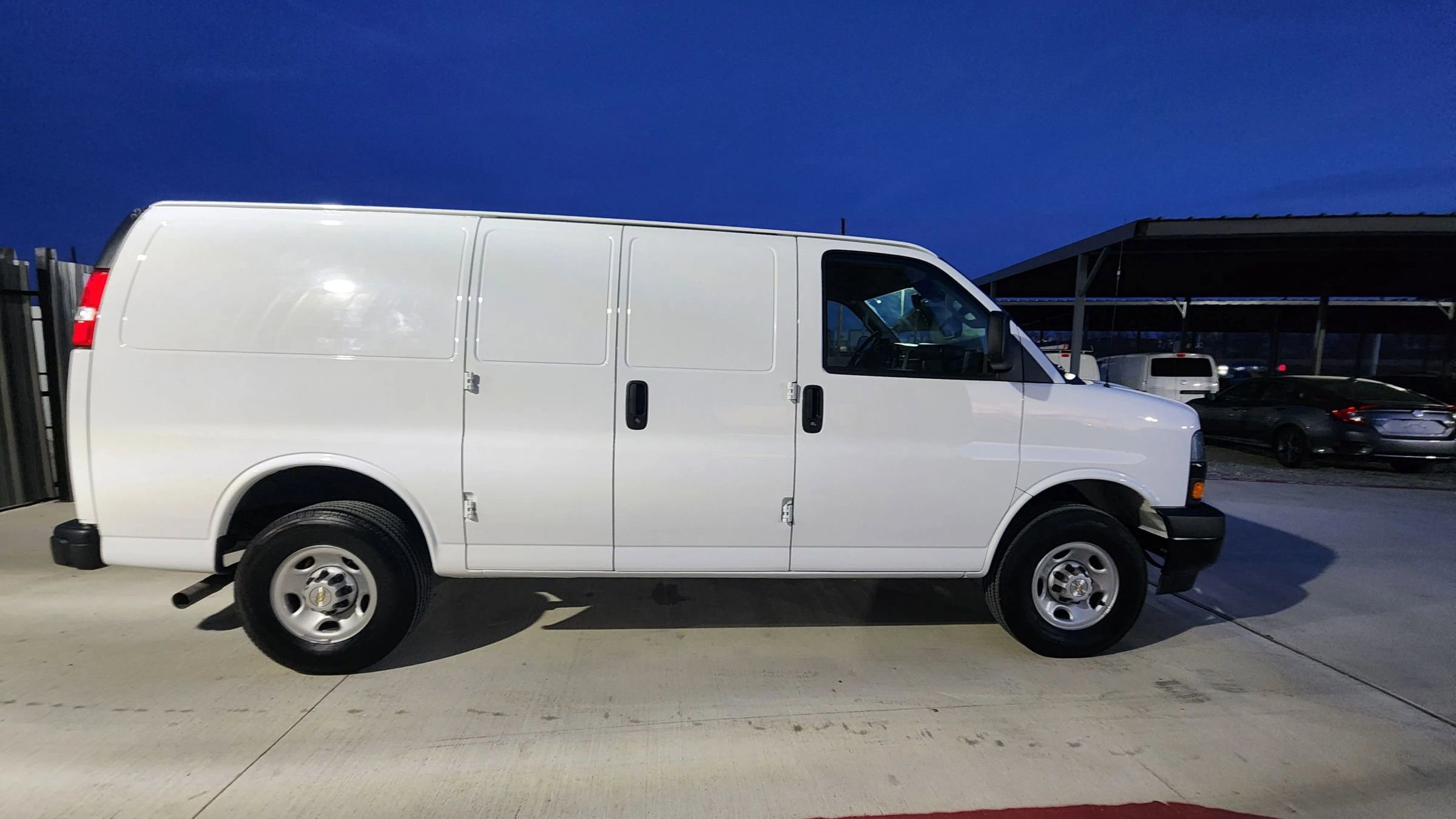 Used 2024 Chevrolet Express 2500 w/ Driver Convenience Package image 11