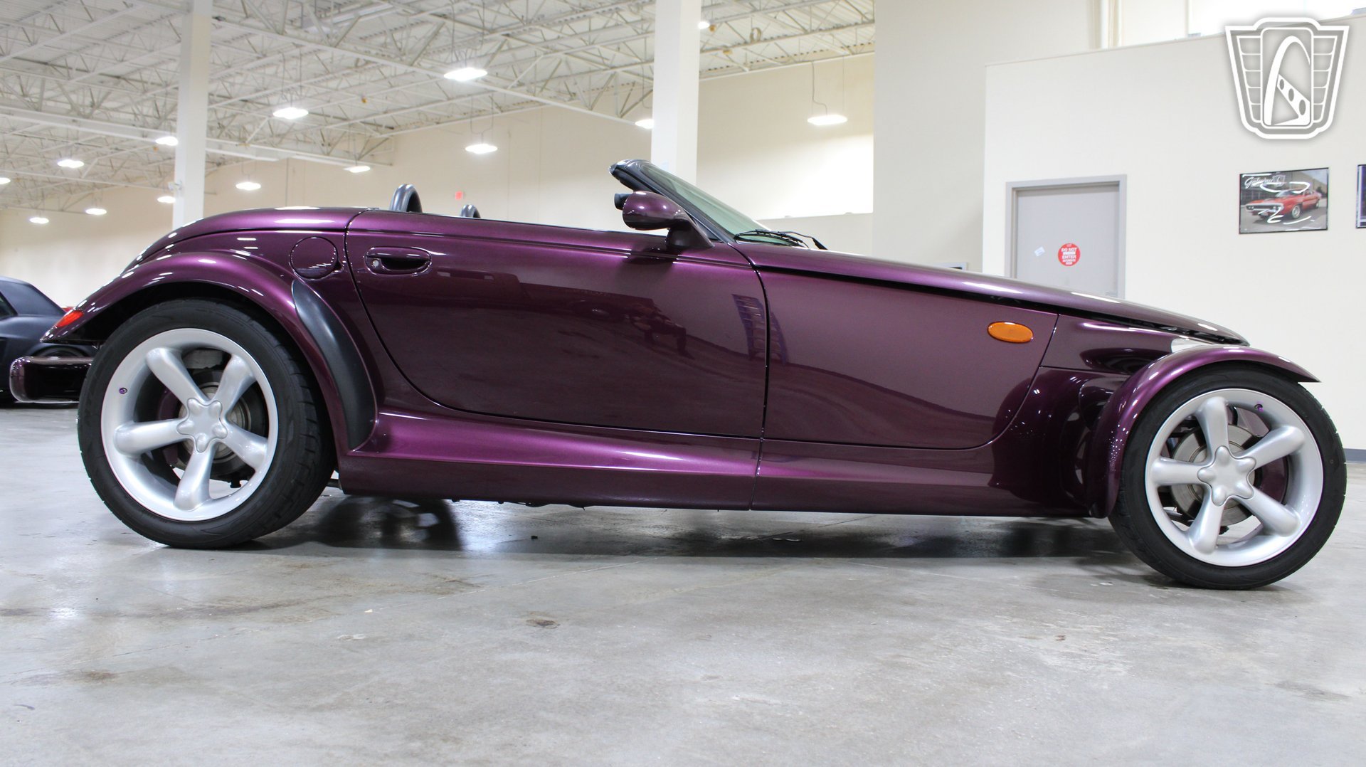 Used 1999 Plymouth Prowler RWD image 11