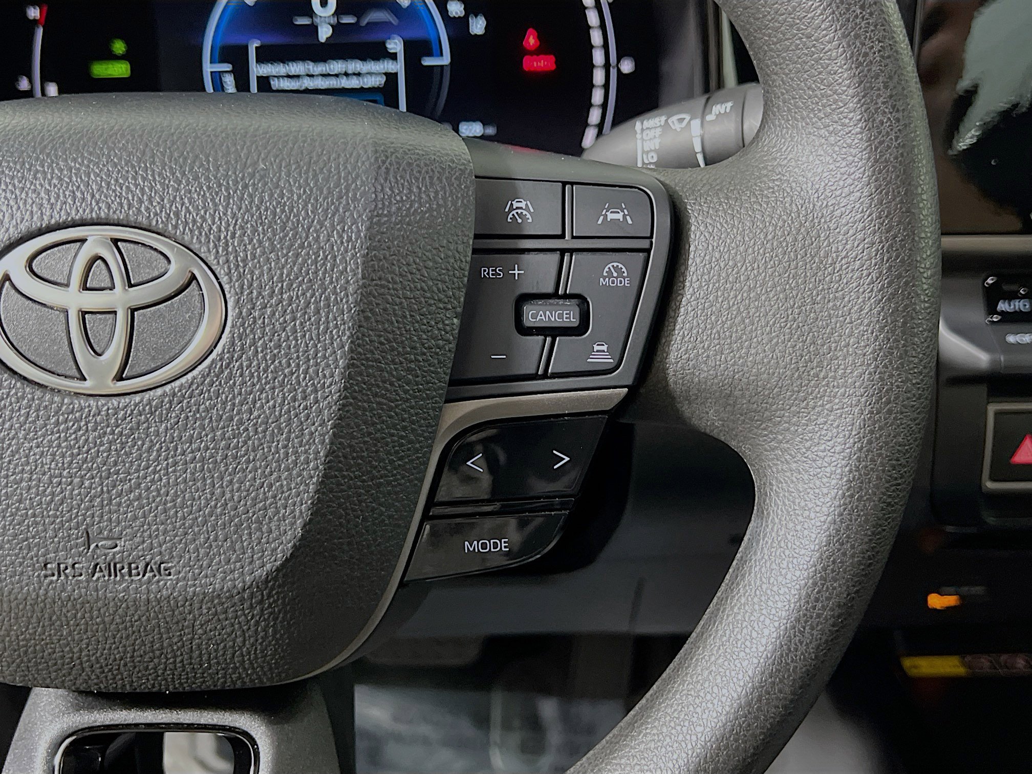 Used 2025 Toyota Camry LE FWD image 20