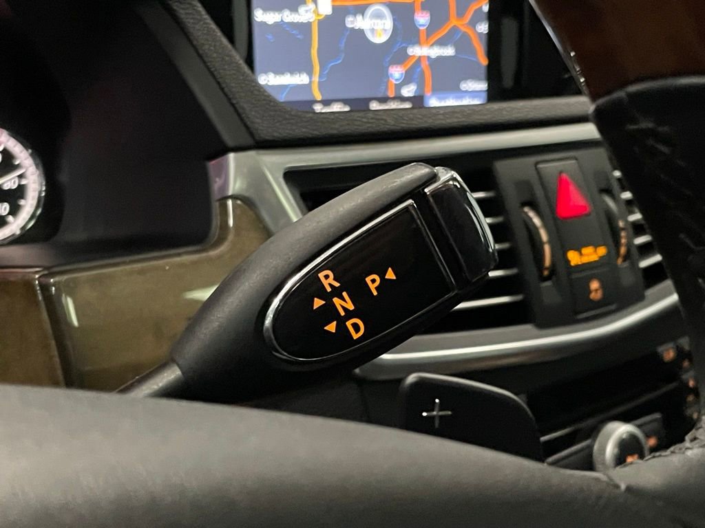 Used 2010 Mercedes-Benz E 550 4MATIC Sedan w/ Premium 2 Pkg image 23