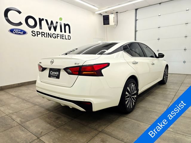Used 2024 Nissan Altima 2.5 SV FWD image 5