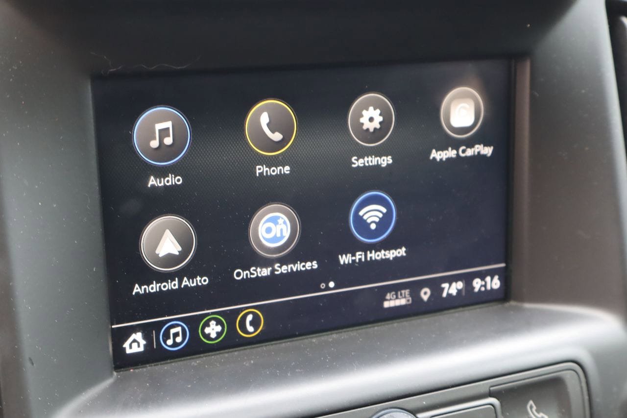 Used 2018 GMC Terrain SLE w/ Driver Convenience Package FWD image 8