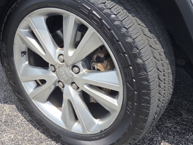 Used 2011 Jeep Grand Cherokee 70th Anniversary AWD/4WD image 8