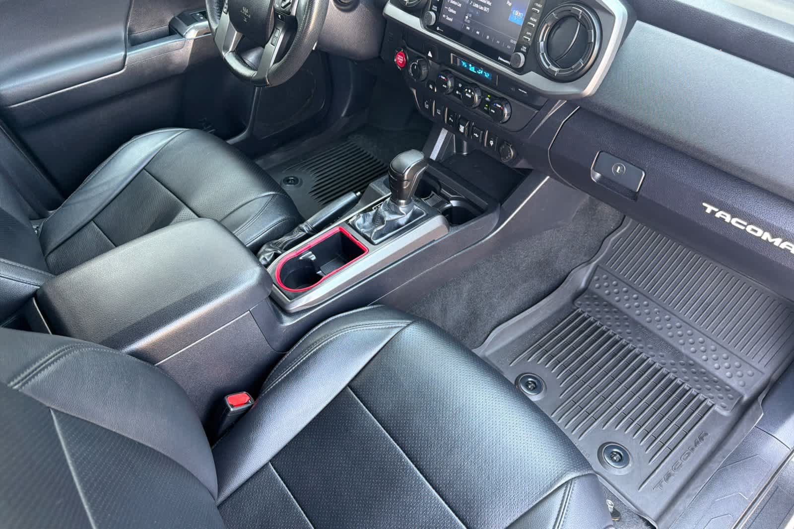Used 2021 Toyota Tacoma TRD Sport w/ Technology Package AWD/4WD image 15