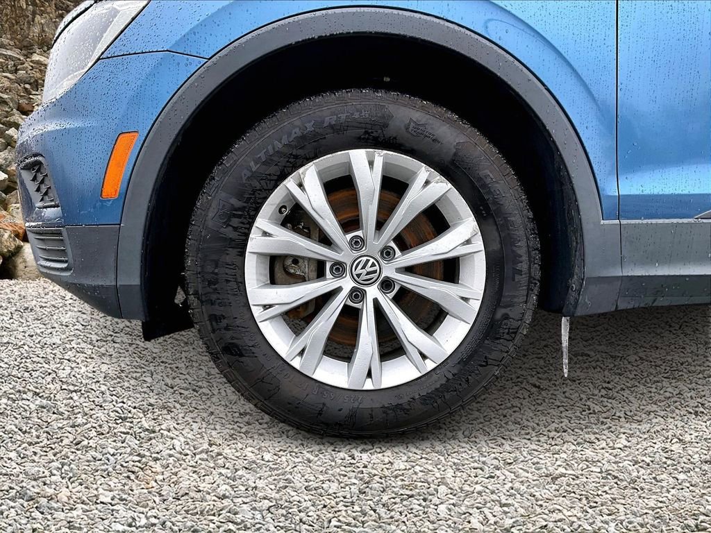 Used 2020 Volkswagen Tiguan S image 8
