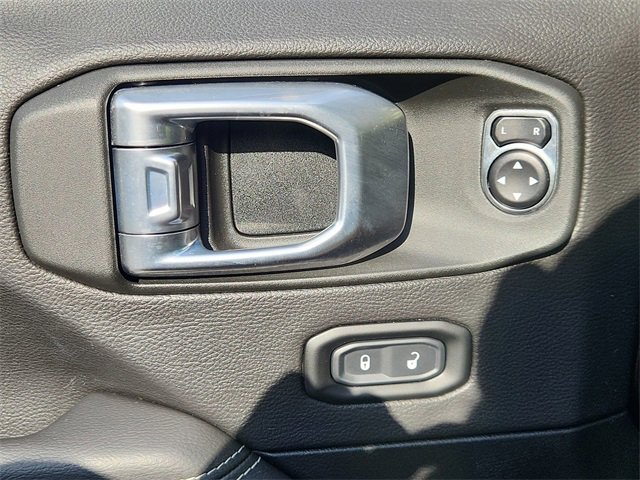 Used 2023 Jeep Wrangler Unlimited Rubicon w/ LED Lighting Group image 23