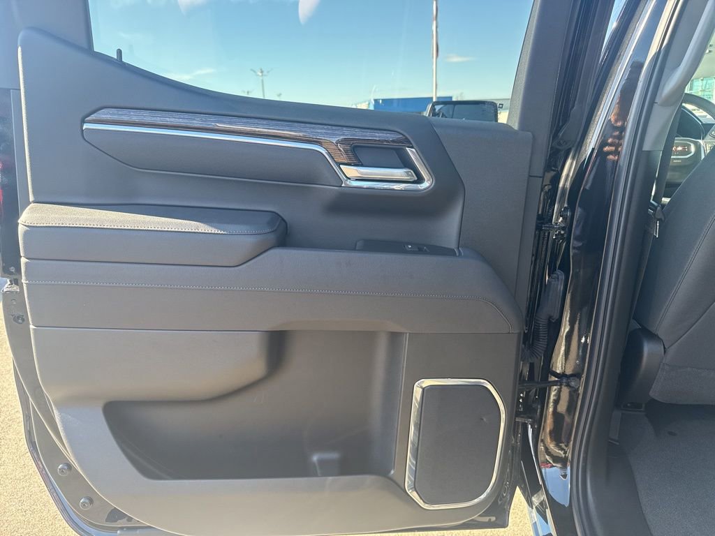 Used 2026 GMC Sierra 1500 Elevation image 28