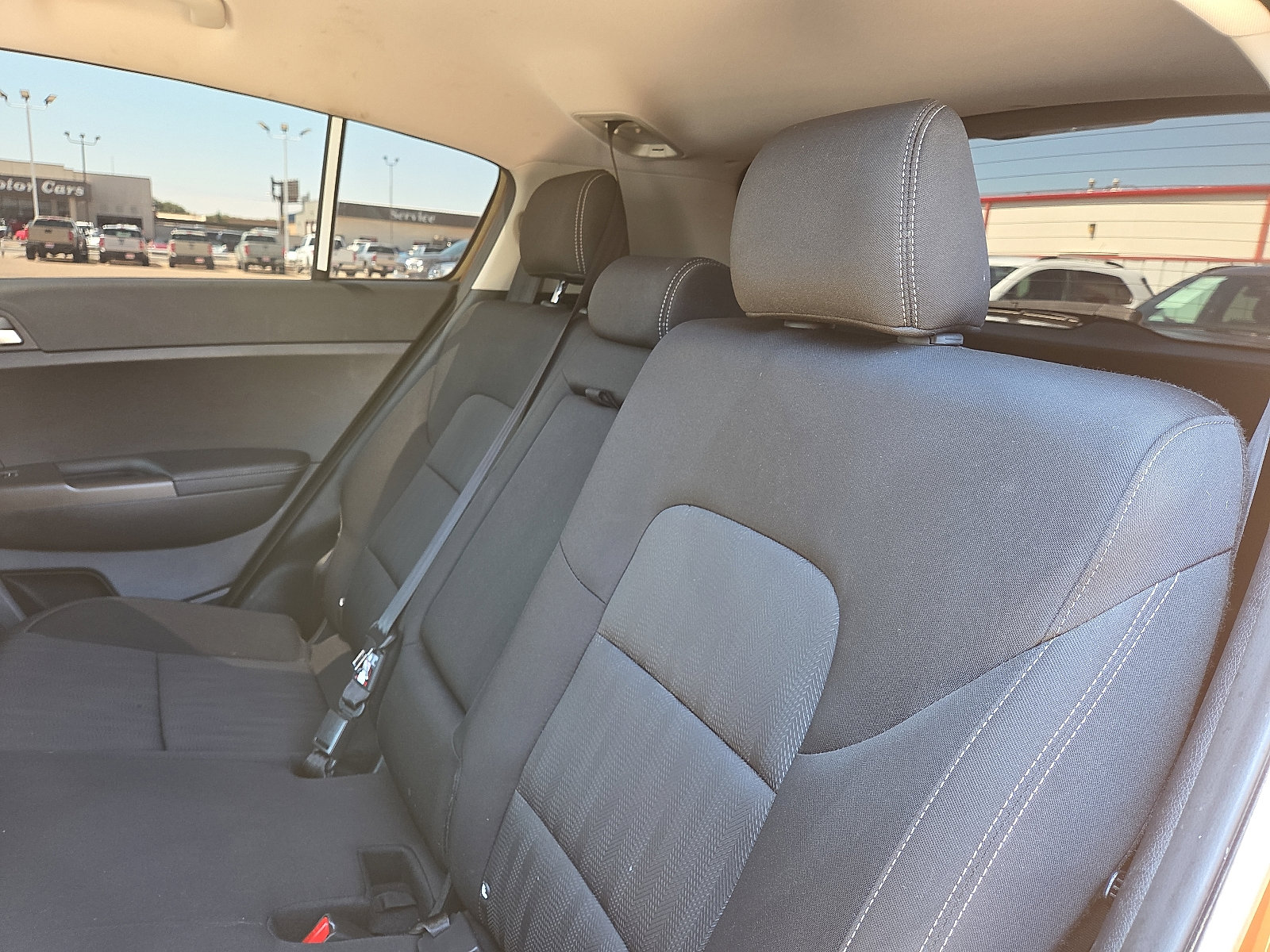 Used 2021 Kia Sportage LX image 10