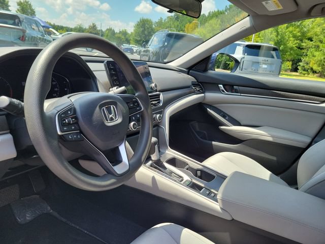 Used 2020 Honda Accord EX image 11