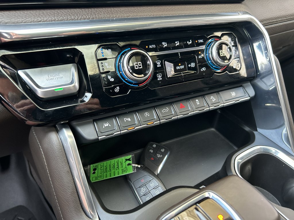 Used 2024 GMC Sierra 1500 Denali AWD/4WD image 21
