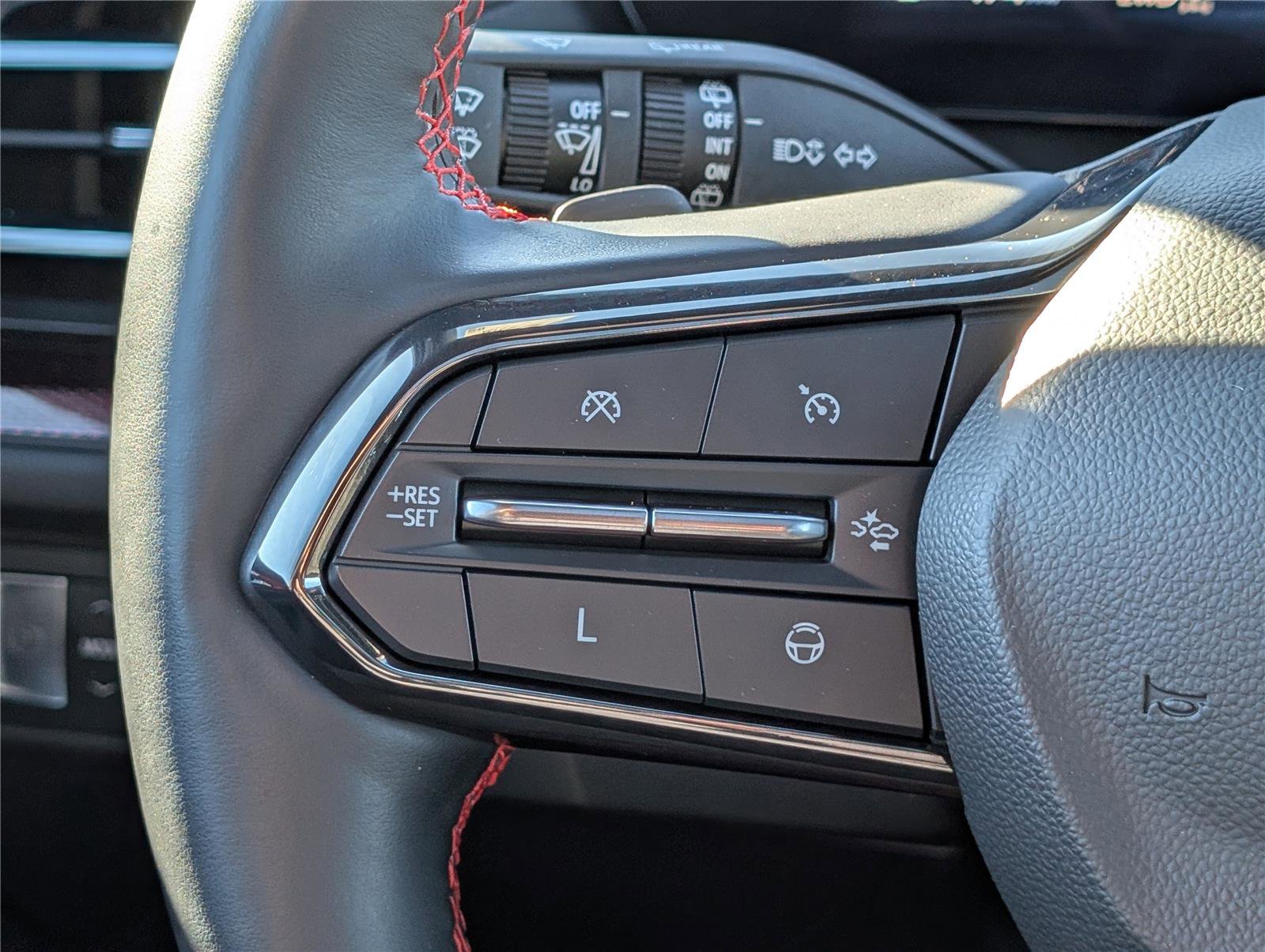 Used 2024 Chevrolet Traverse RS w/ LPO, Floor Liner Package image 27